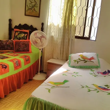 Habitación en casa particular Agradables Ambiente Familiar Cartagena